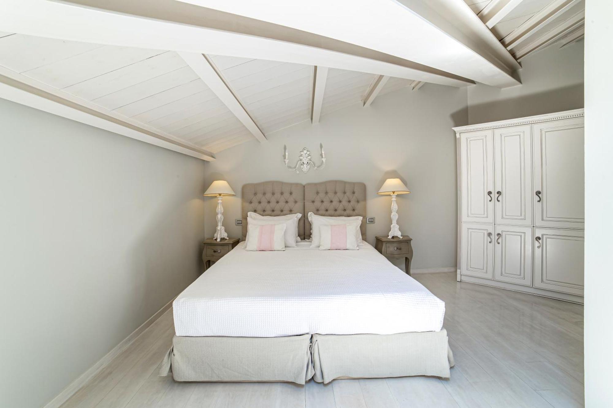 Micra Anglia Boutique Hotel&Spa Ándros Extérieur photo