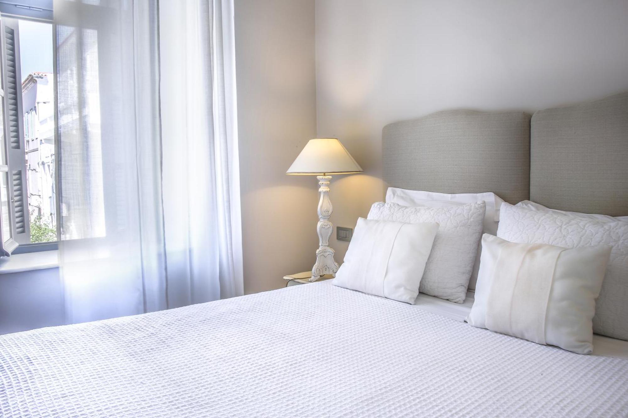 Micra Anglia Boutique Hotel&Spa Ándros Extérieur photo